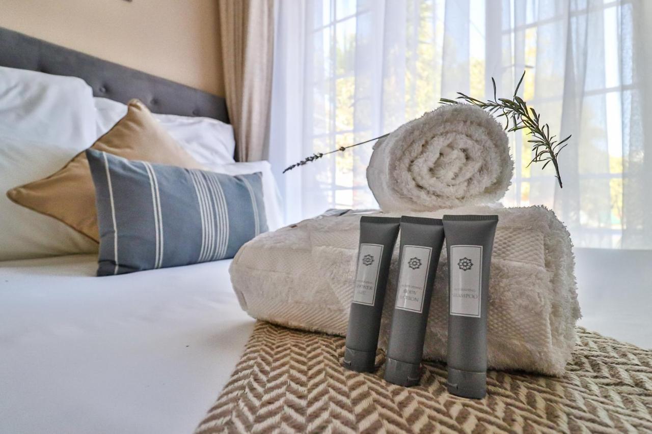 Sunbury Bed And Breakfast Йоханнесбург Экстерьер фото