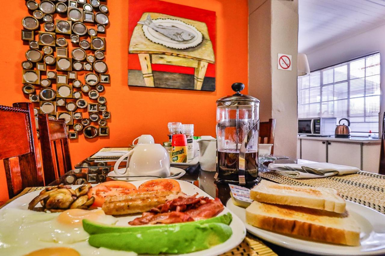 Sunbury Bed And Breakfast Йоханнесбург Экстерьер фото